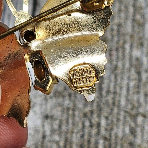 Vintage Made in Czechoslovakia Enamel Butterfly Brooch Pin Tiny Pink Rhinestones - Picture 4 of 5